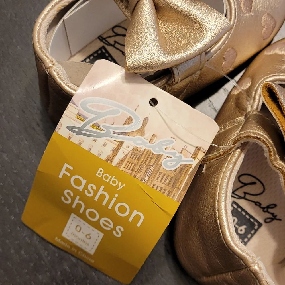 BABY FASHION SHOES ( NEW) - Picture 7 of 7